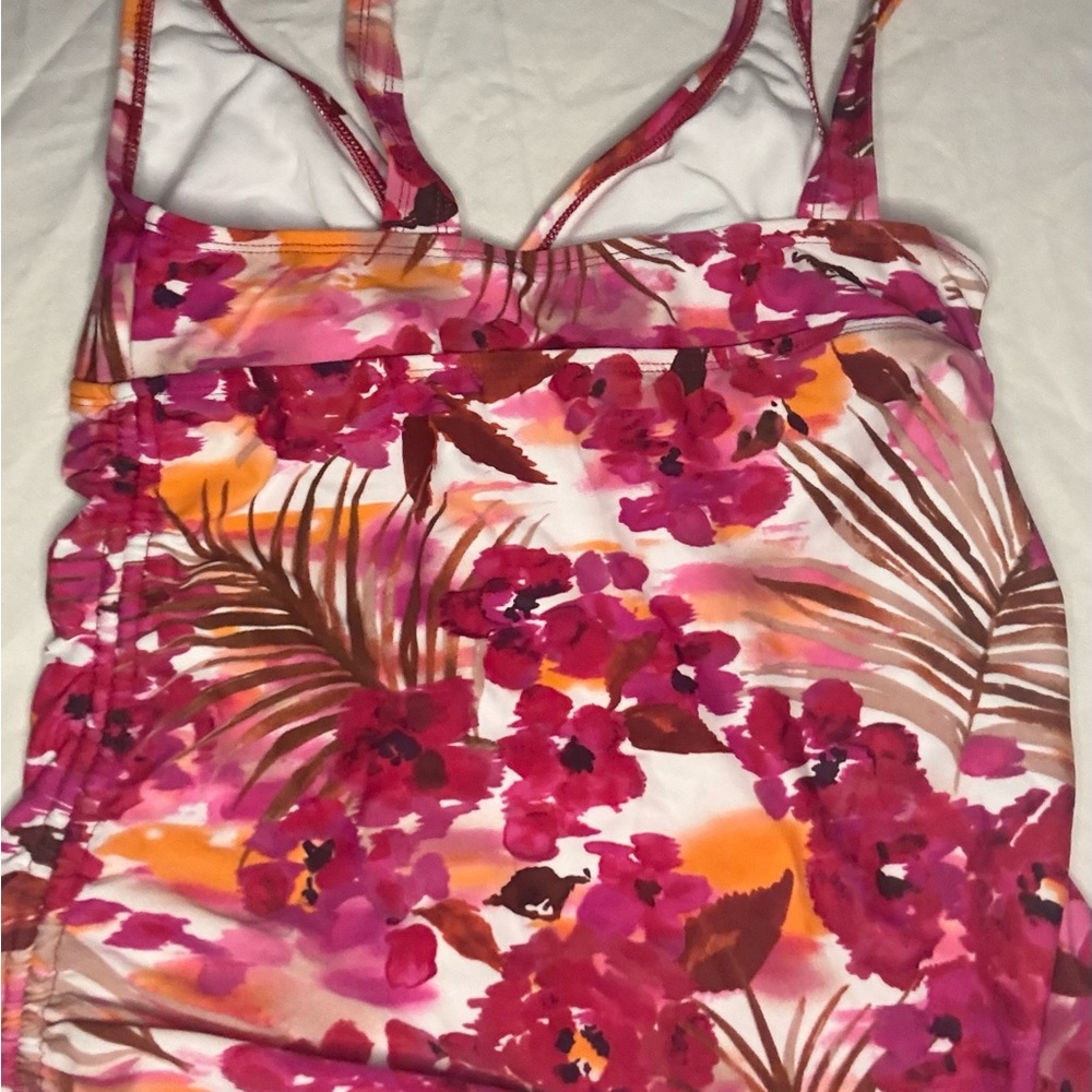 St. John's Bay Women's Swimwear - Red and White - Picture 5 of 5